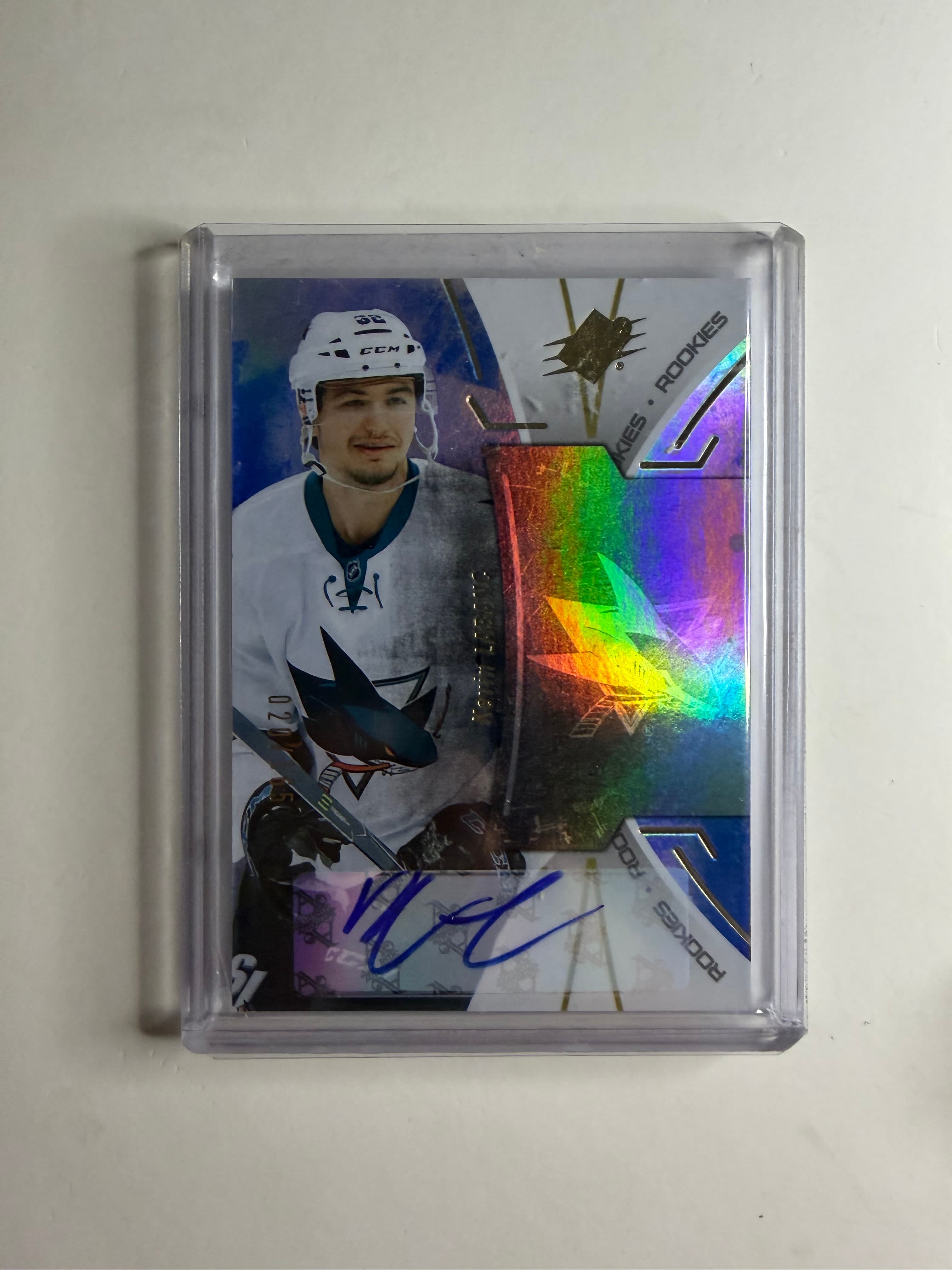 2016-17 SPX Rookies Blue Auto /165 Kevin Labanc